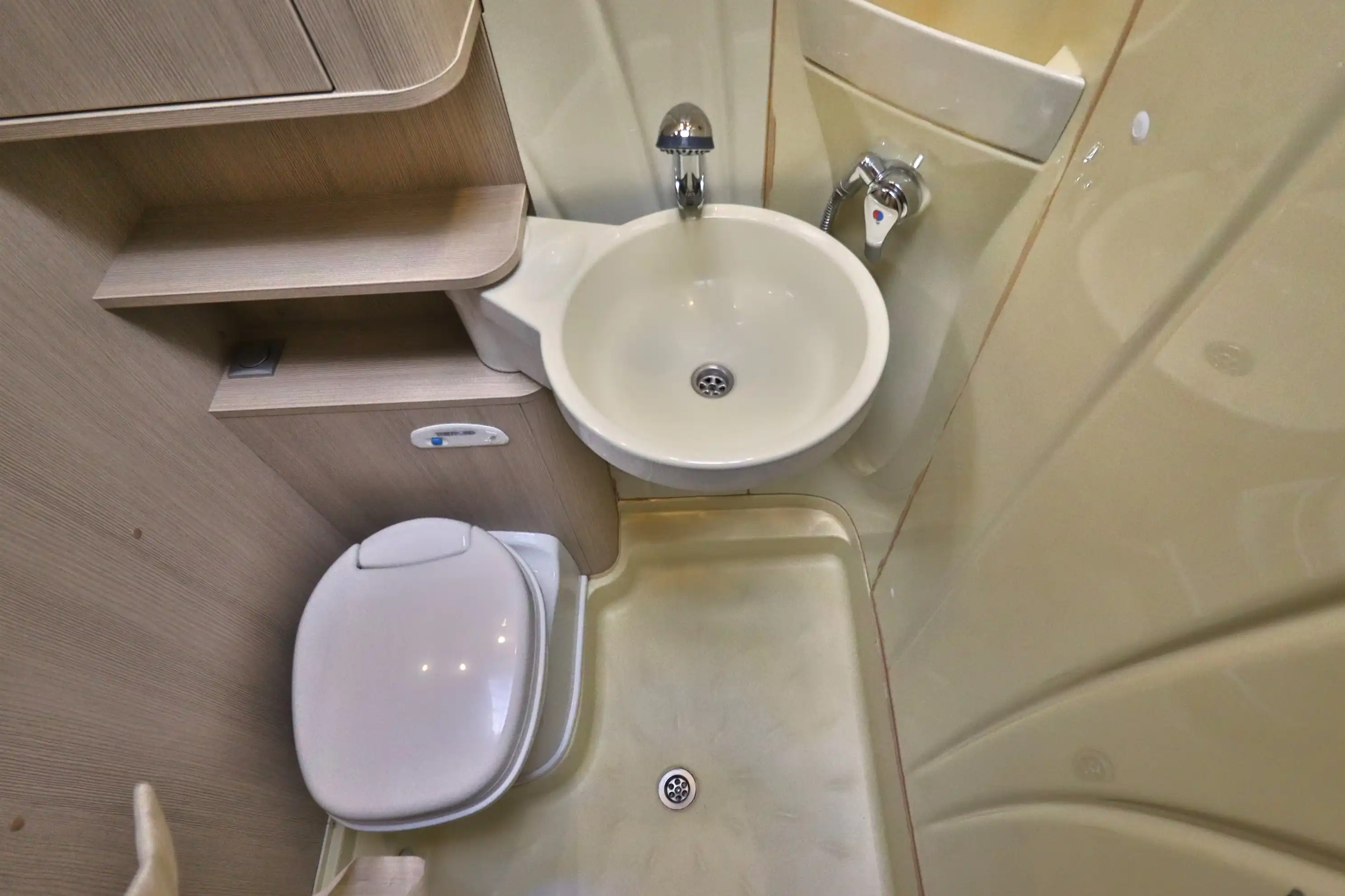 HYMER-ERIBA Future 430 T 